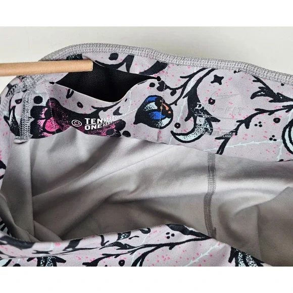 Nike Women’s L (29x28) Dri Fit Grey Multicolor Floral Small Pocket Legging Pants - Picture 9 of 10